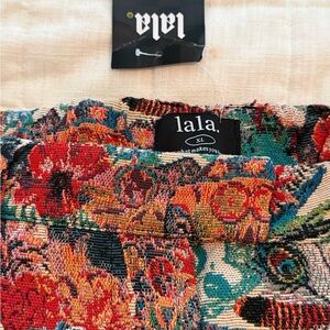 LALA ORIGINAL
Wild Soul Tiger Jacquard Trousers